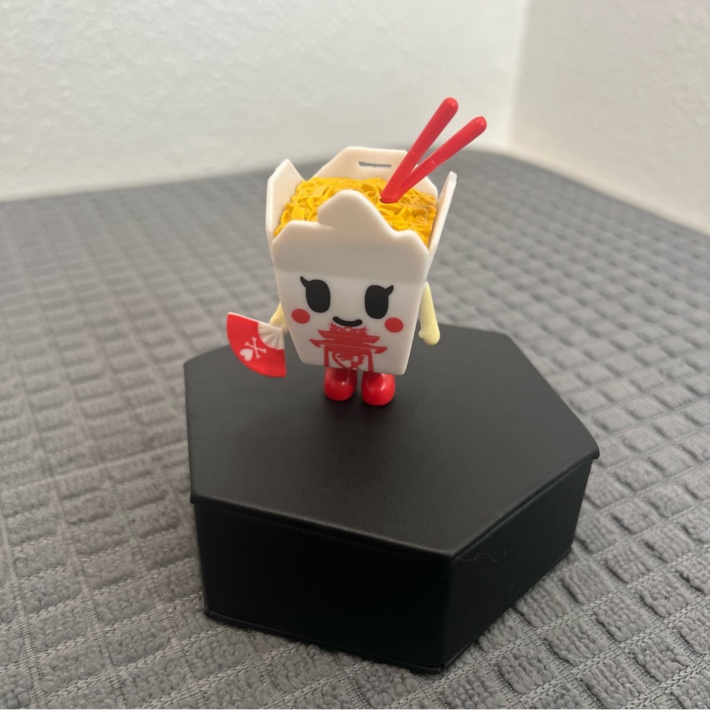 Tokidoki Supermarket Besties Figure MEI MEI